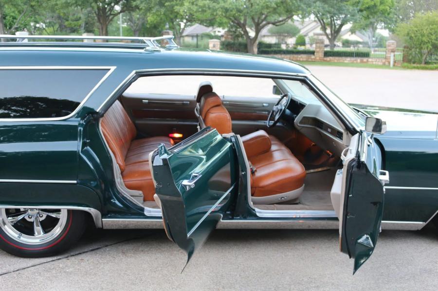 Интерьер Cadillac DeVille 9-passenger Station Wagon by WISCO (B9114767) 1969 года  (фото 57 из 147)